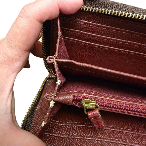 Fossil Maroon Leather Zip Around Wallet - Picture 6 of 8